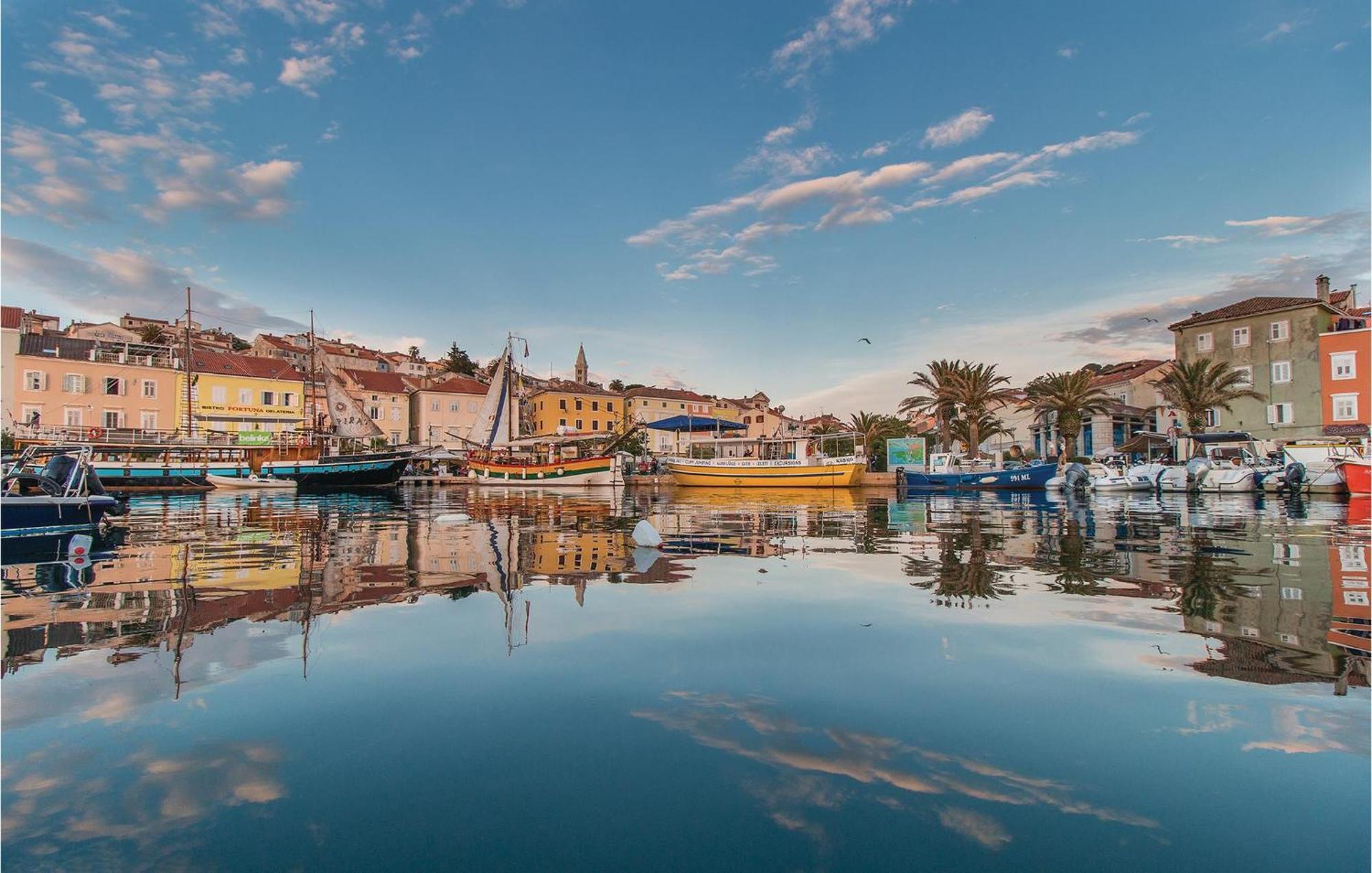 Amazing Apartment In Mali Losinj With Wifi Ngoại thất bức ảnh