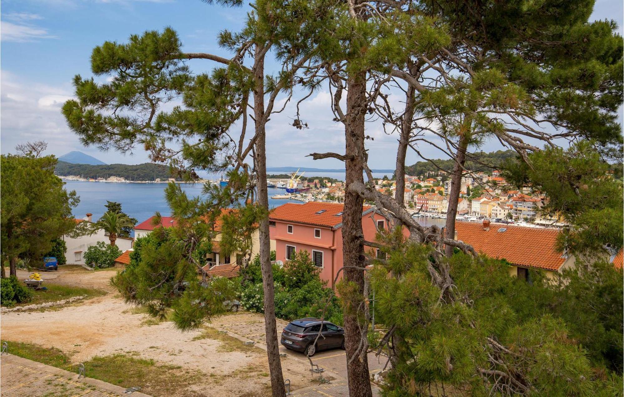 Amazing Apartment In Mali Losinj With Wifi Ngoại thất bức ảnh