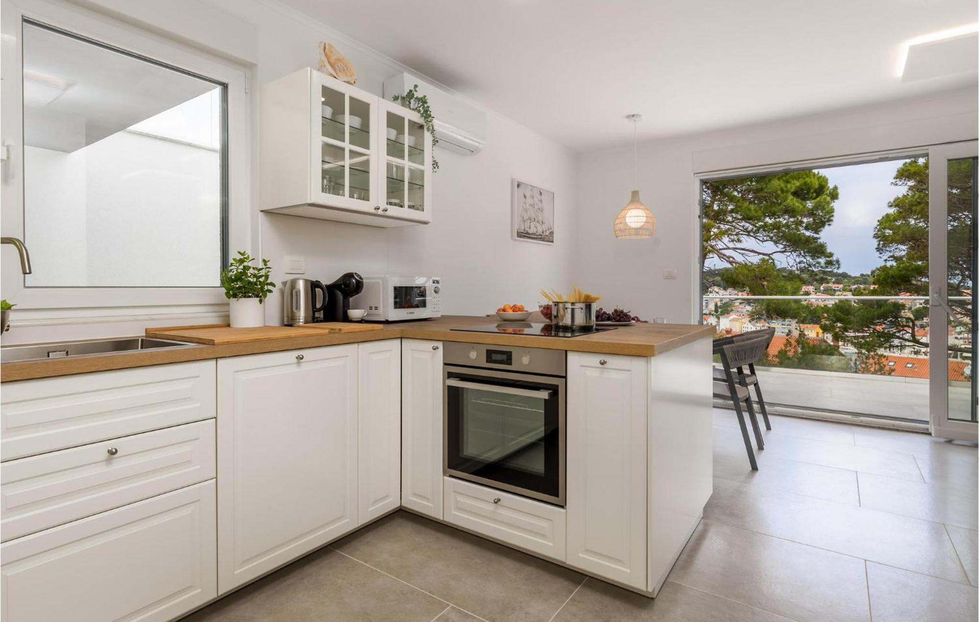 Amazing Apartment In Mali Losinj With Wifi Ngoại thất bức ảnh