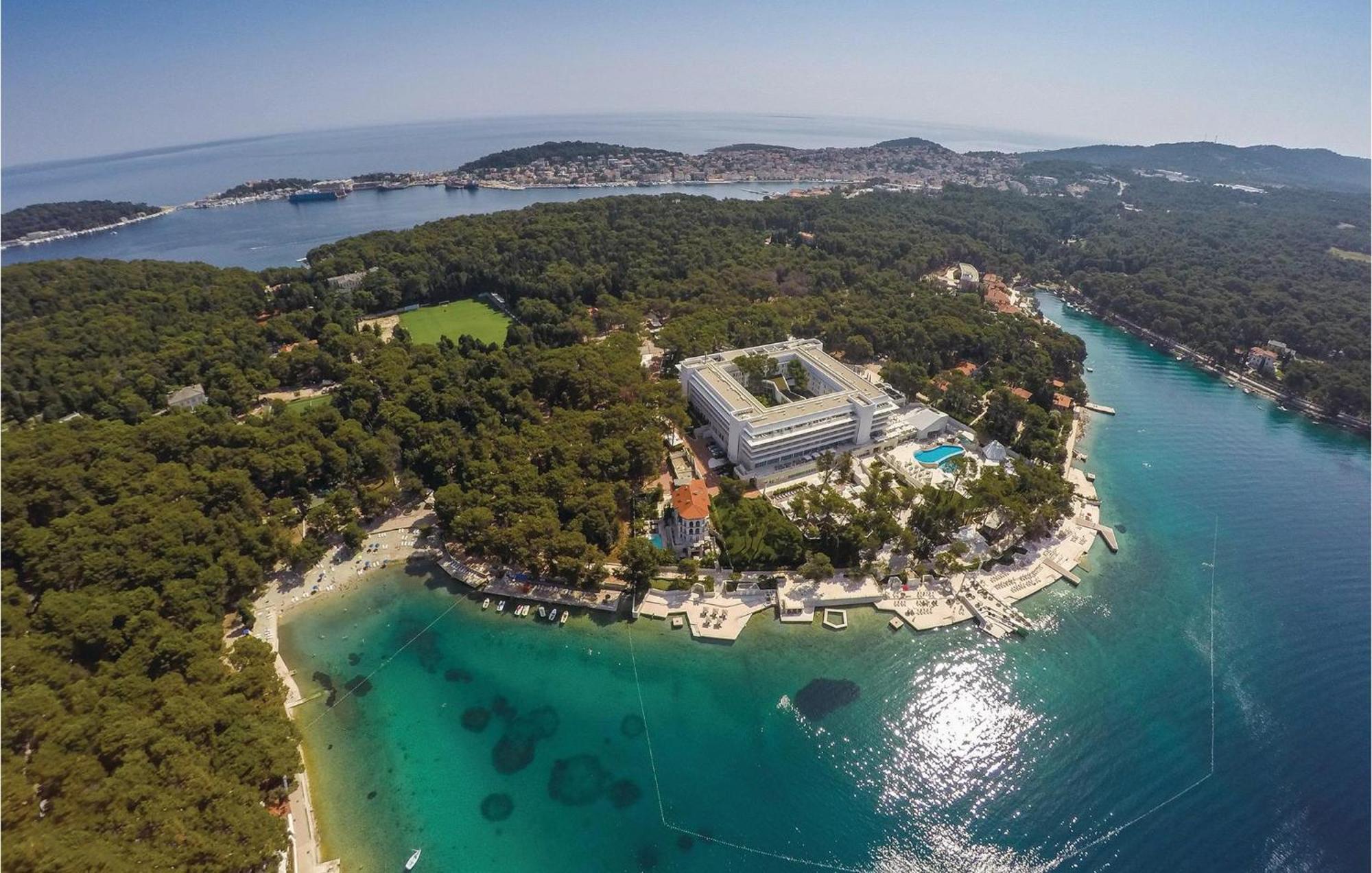 Amazing Apartment In Mali Losinj With Wifi Ngoại thất bức ảnh